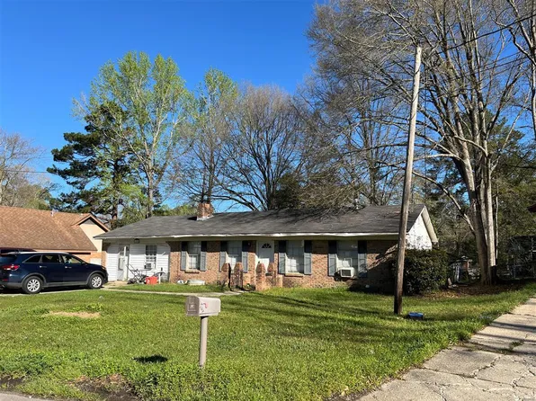 105 Dewitt Cir, Hattiesburg, MS 39402