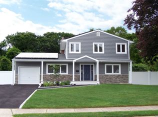 173 Ithaca St, Bay Shore, NY 11706
