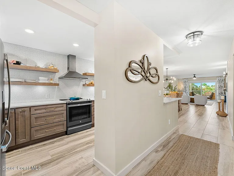 2160 N Highway A1a Hwy #305 — Photo 4