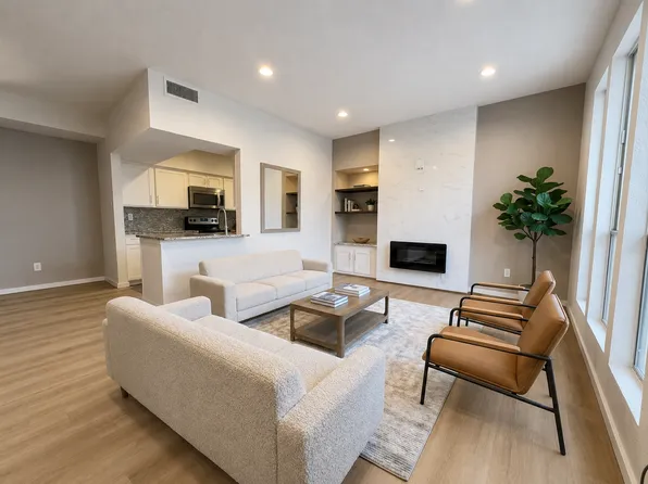 1881 Bering Dr APT 58, Houston, TX 77057