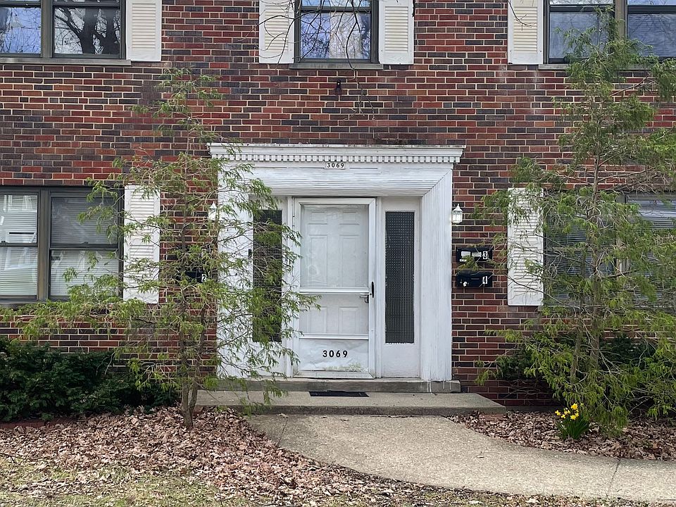 1st image of 3069 Glenmore Ave APT 3
