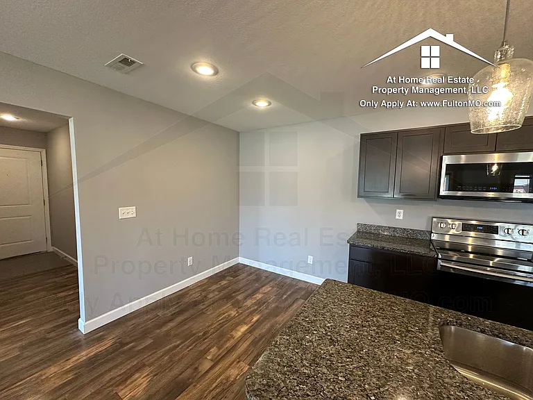 301 E Saint Eunice Rd #201 — Photo 6