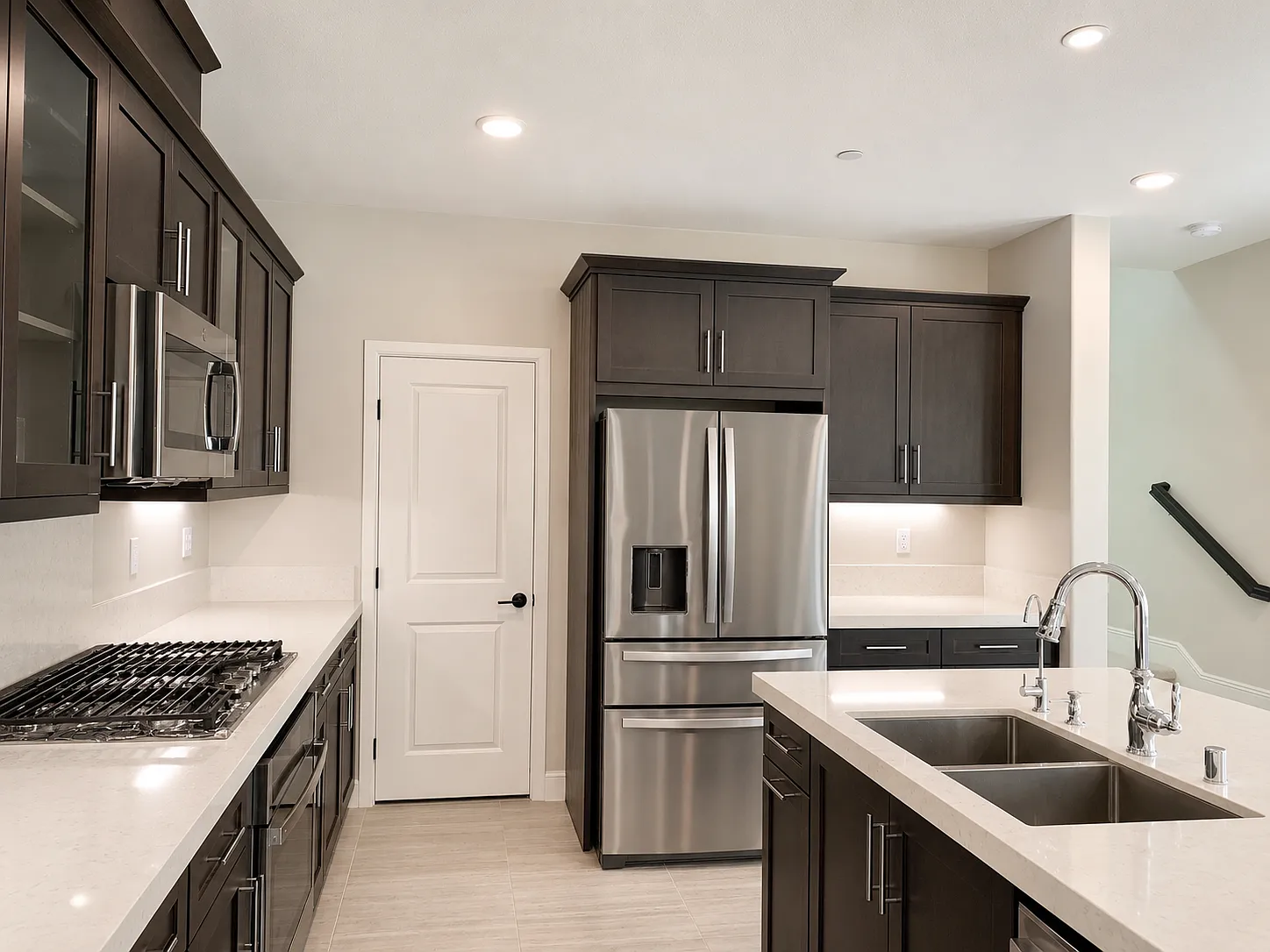 4 bed, 2271 sqft, $5,450 — Photo 4