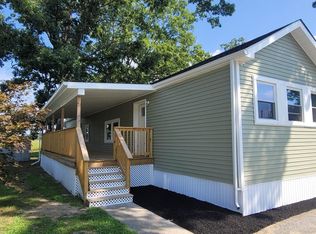 154 Country Ln, Buena, NJ 08310