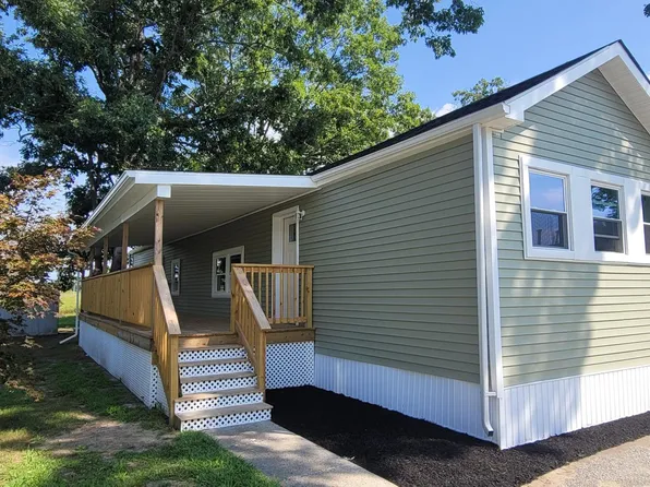 154 Country Ln, Buena, NJ 08310