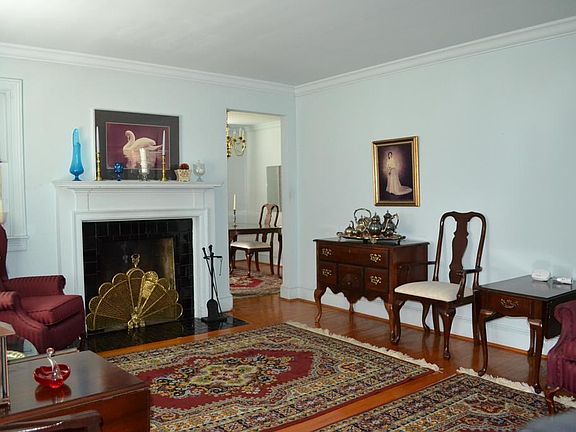 3rd image of 500 Avondale Dr