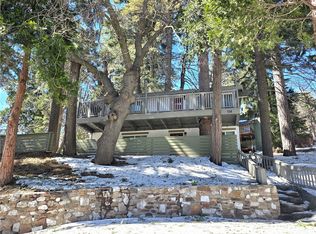 738 W Victoria Ct, Lake Arrowhead, CA 92352