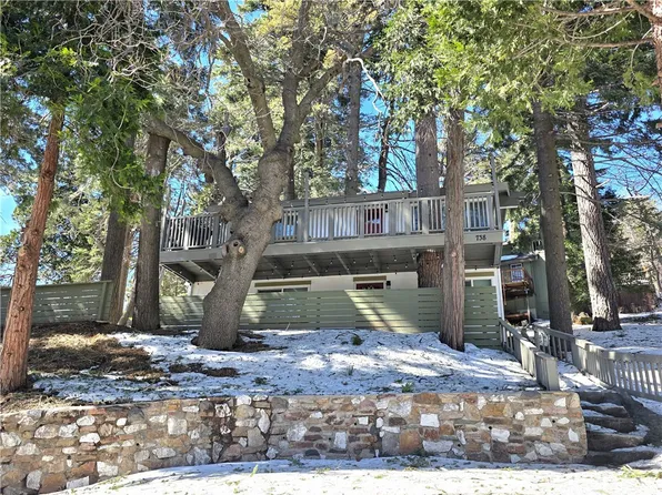 738 W Victoria Ct, Lake Arrowhead, CA 92352