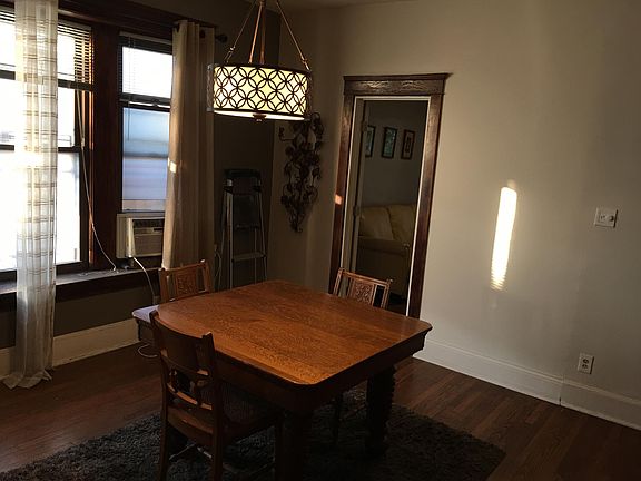 2nd image of 4002 N Southport Ave