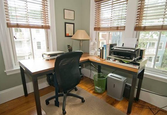 5th image of 23 Leonard Ave #2