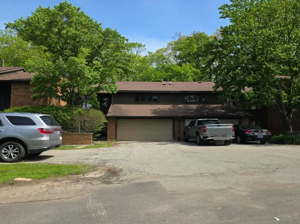 2056 Walden Ct #106, Flint, MI 48532