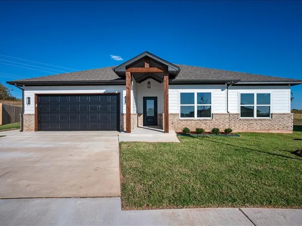 1237 E Stetson Ln, Mustang, OK 73064