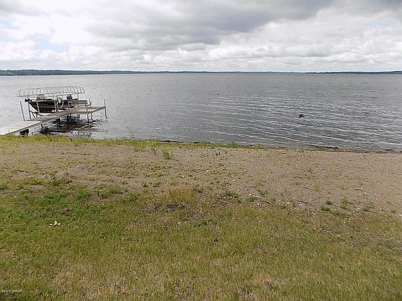 3rd image of 110 N Lakeshore Dr