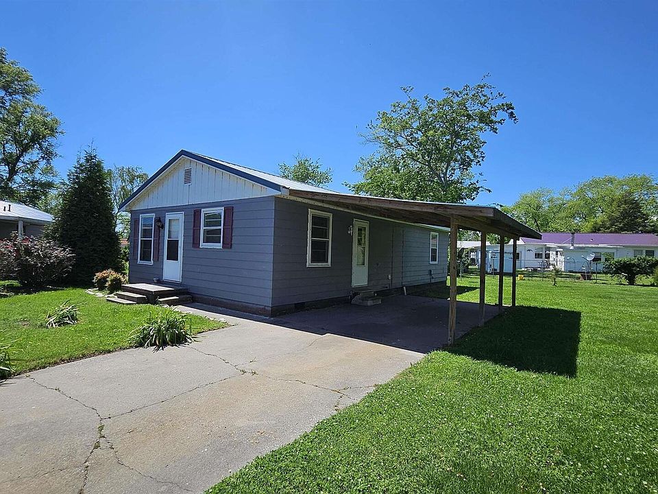1st image of 85 Yakima Cir