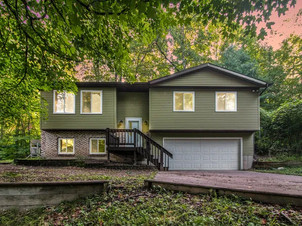 6743 19 Mile Rd NE, Cedar Springs, MI 49319