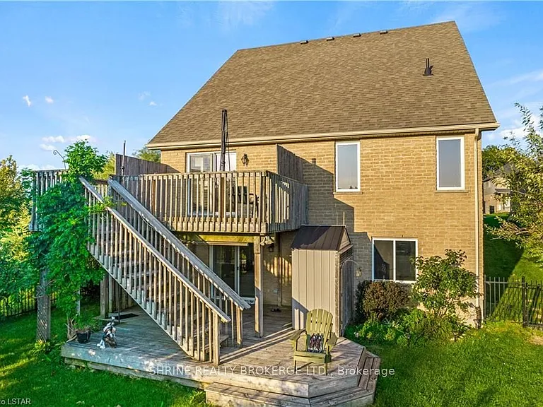 1841 Foxwood Ave #UPPER — Photo 35