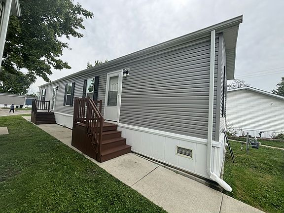 3rd image of 24820 N Morgan #46