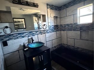 1990 W Cushing St, Decatur, IL 62526