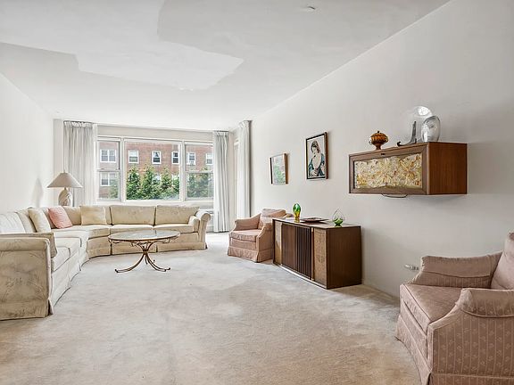 2nd image of 3755 Henry Hudson Pkwy W APT 3H