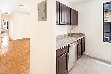 Rented by Living New York