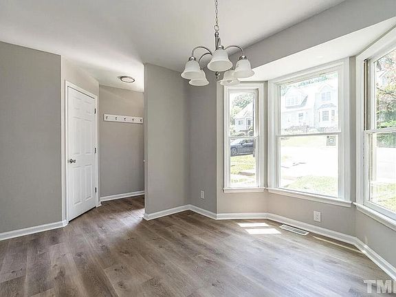 4th image of 505 Caprice Ct