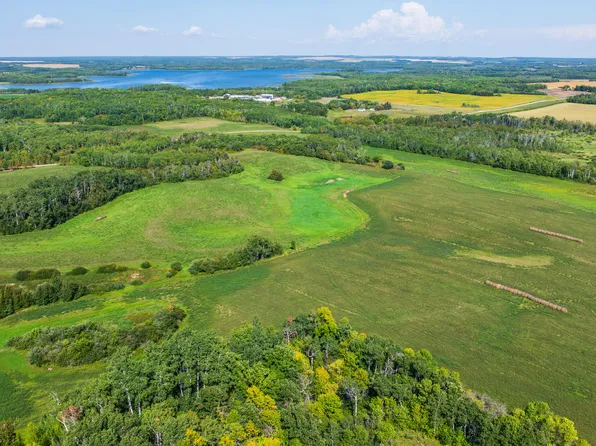 W2ne4 Ne4 Of 31 #163-73, Dunseith, ND 58329