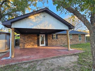 201 Libby Cir W, Willis, TX 77378
