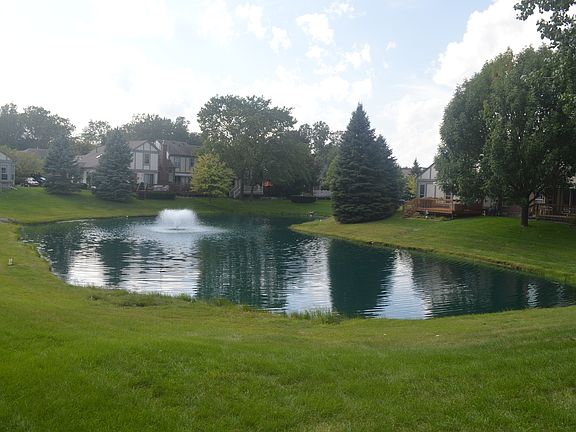 3rd image of 41410 Bobcat Ct #115