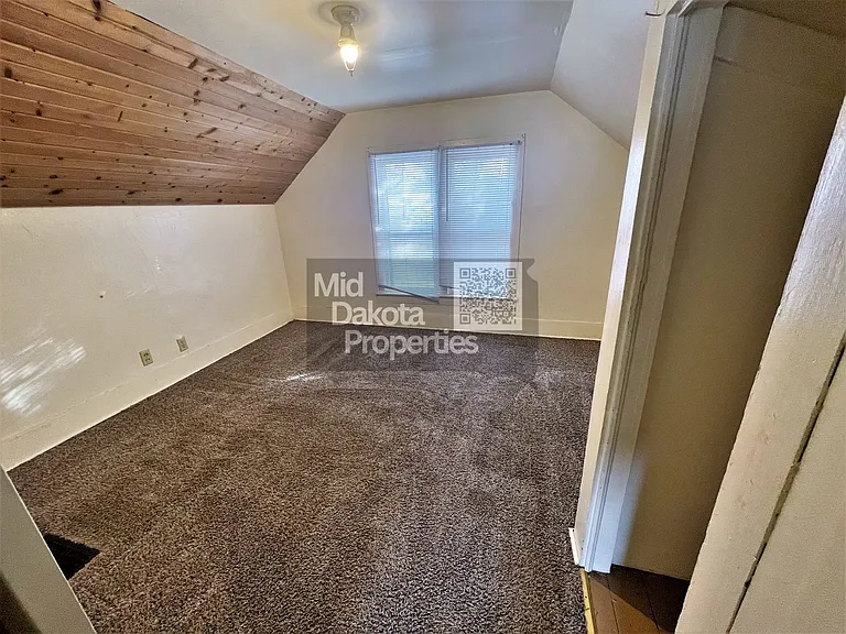414 E 7th Ave — Photo 8