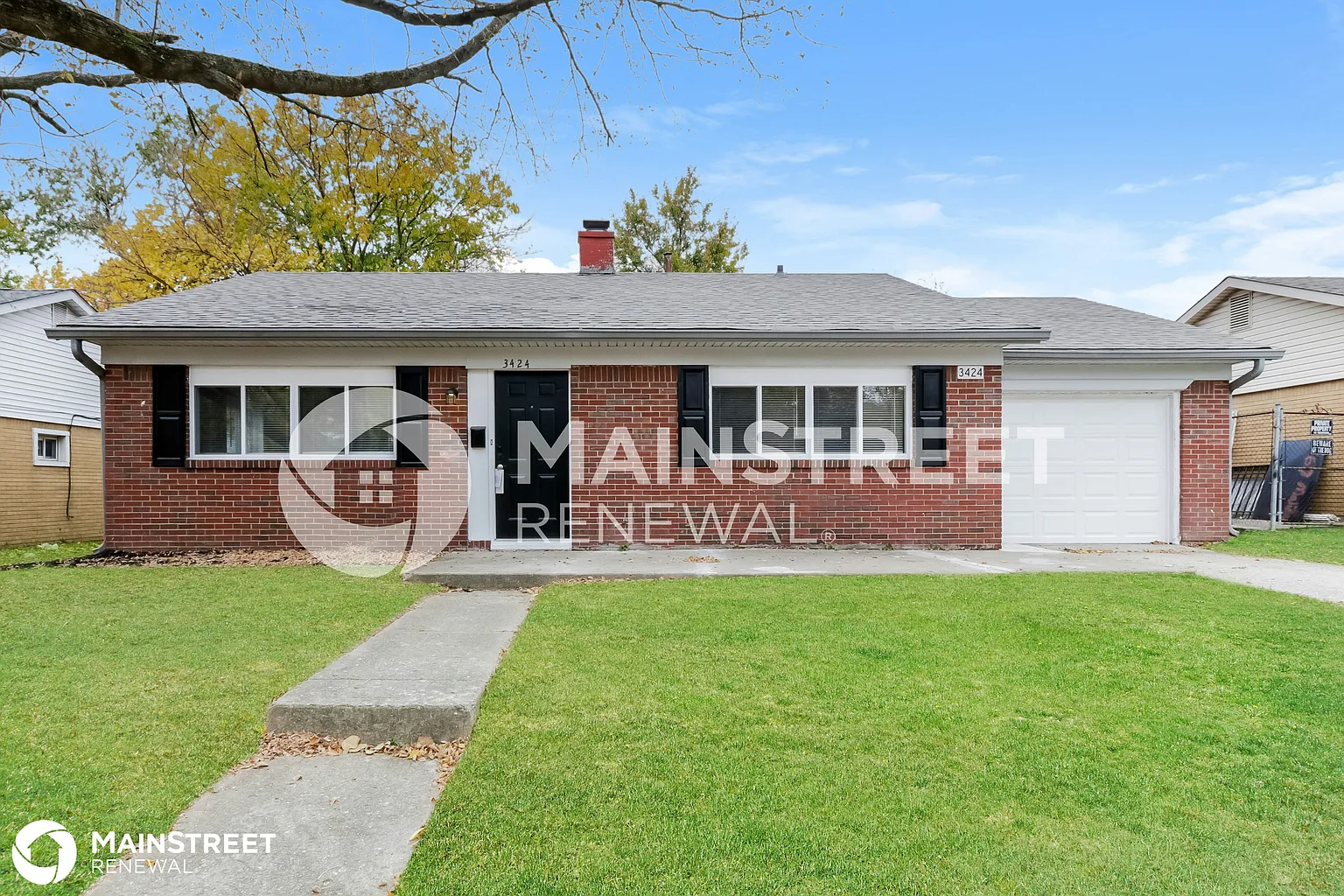 3424 N Richardt Ave photo 1