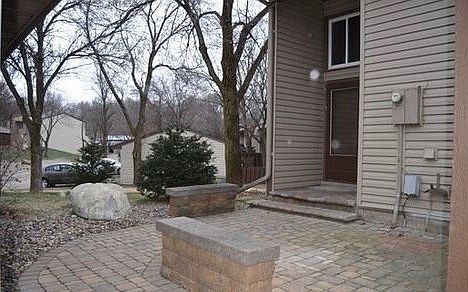 2nd image of 13 River Woods Ln