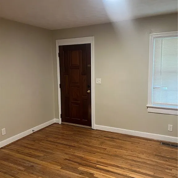 217 N Carolina Ave — Photo 4