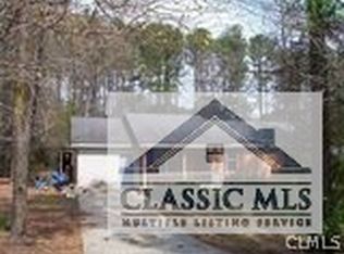 805 Navaho Trl, Covington, GA
