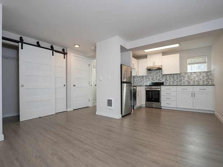 Studio 357 Sq Ft Studio 357 Sq Ft