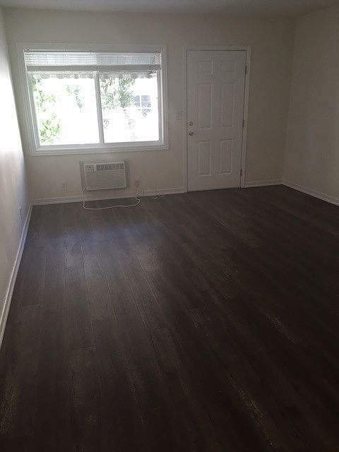 1st image of 14330 Friar St