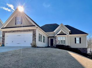 308 Dawson Manor Dr, Dawsonville, GA