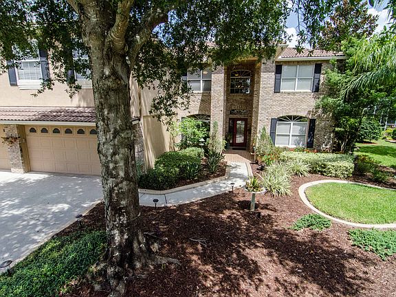 2nd image of 2109 Wembley Pl