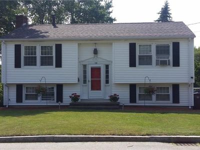 38 Rustic Dr, Woonsocket, RI, 02895