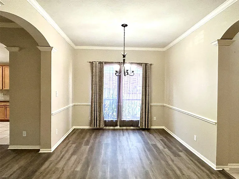 2606 Sun Flare Ln — Photo 3