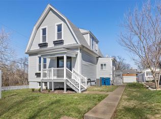 5215 Heege Rd, Saint Louis, MO 63123