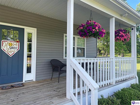 3rd image of 200 Skyview Dr