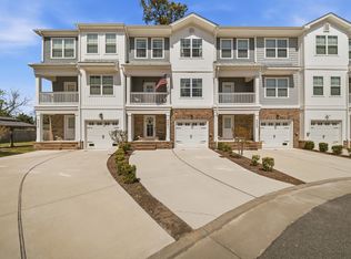 4331 Pinter Ln, Norfolk, VA 23518
