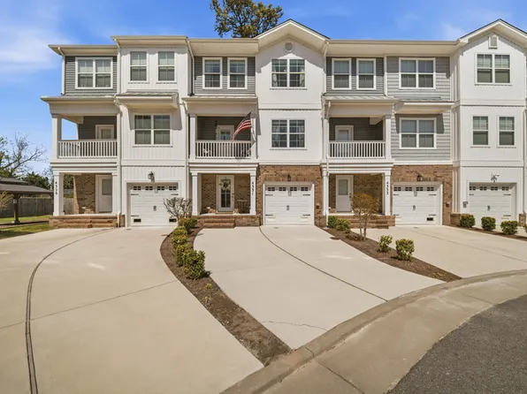 4331 Pinter Ln, Norfolk, VA 23518