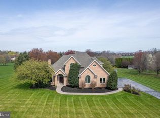 8 Rockwell Ct, Carlisle, PA 17015