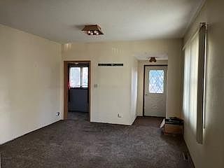 4th image of 420 W Maine St