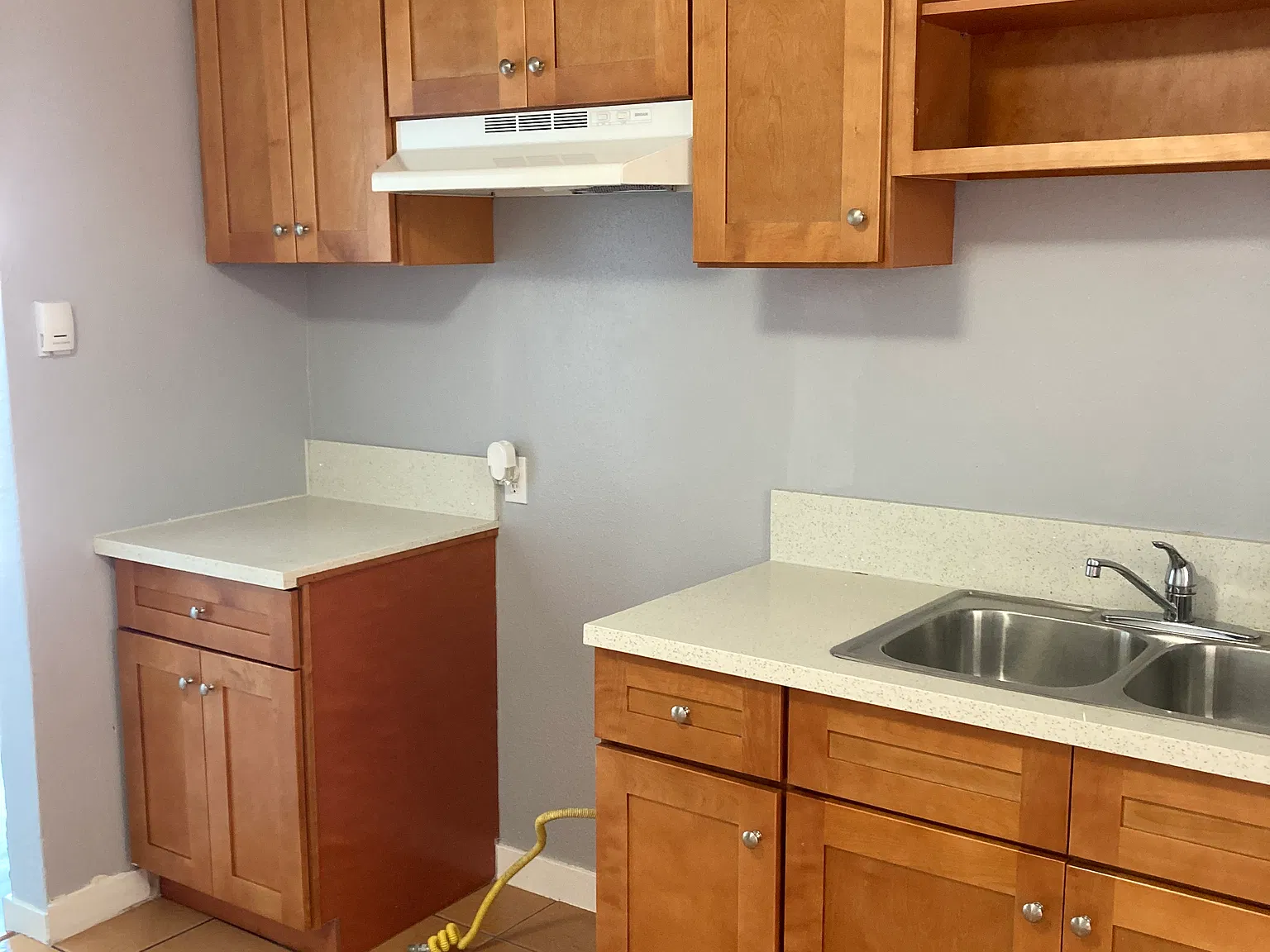 2 bed, 1200 sqft, $1,945 — Photo 2