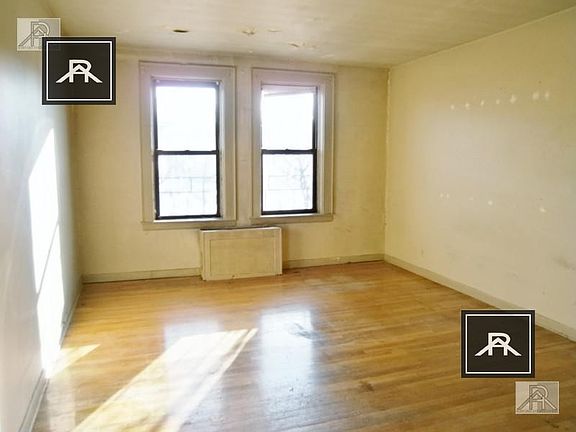 5th image of 155 Brighton Ave #14