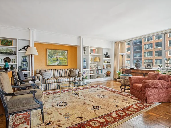 175 E 62nd St APT 8C, New York, NY 10065