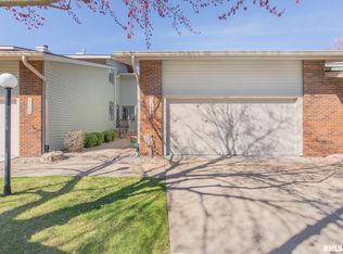 1128 Terrace Park Dr, Bettendorf, IA 52722