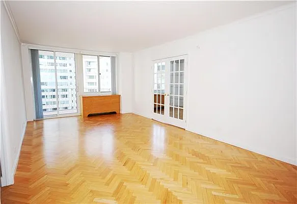 Rented by BSD Realty Worldwide Inc | media 19